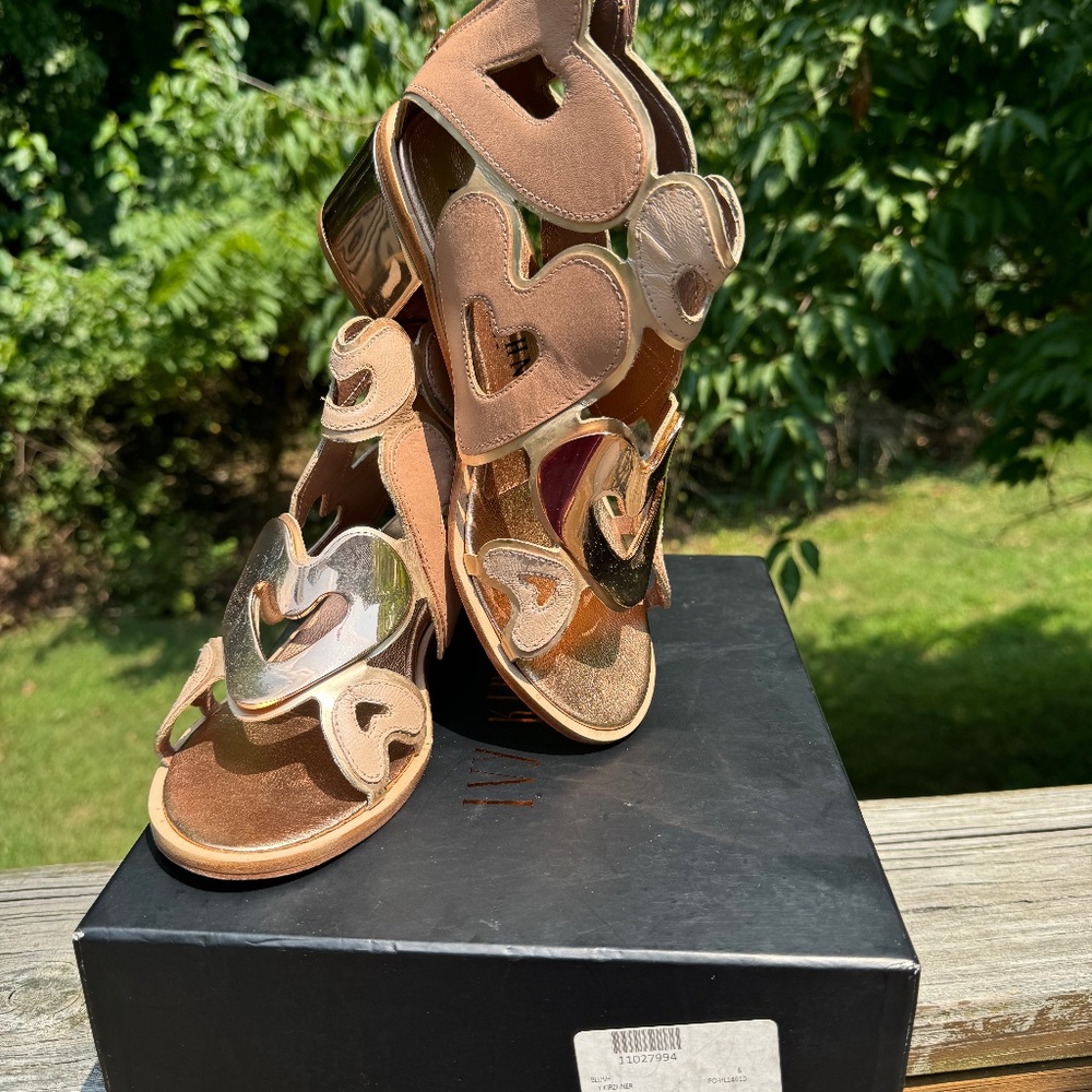 Ivy Kirzhner lovesong sandals size 8